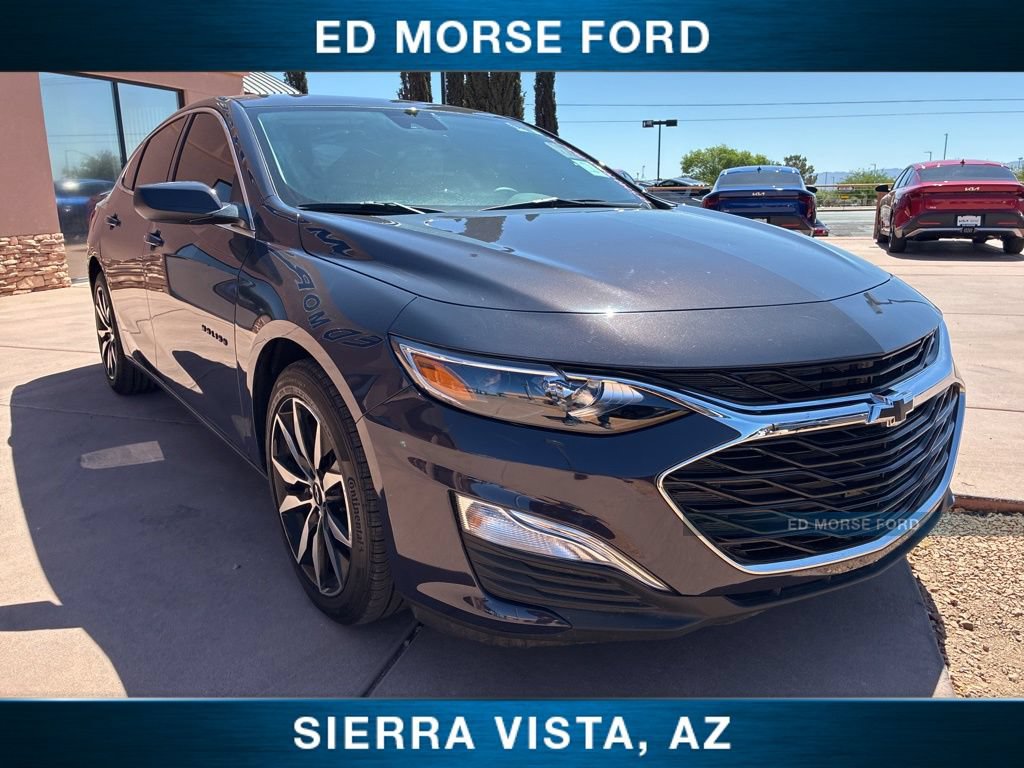 Used 2025 Chevrolet Malibu RS FWD image 11