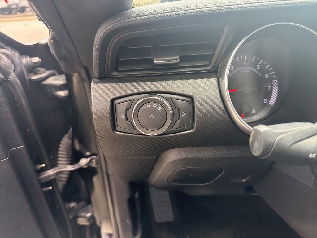 Certified 2018 Ford Mustang Coupe RWD image 16
