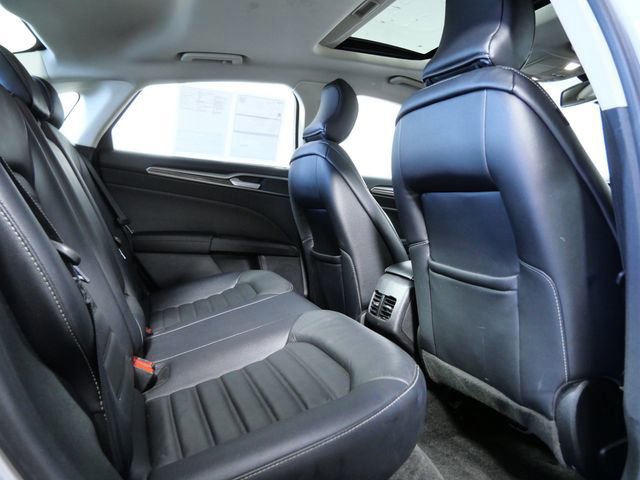 Certified 2018 Ford Fusion SE w/ Fusion SE Technology Package image 13