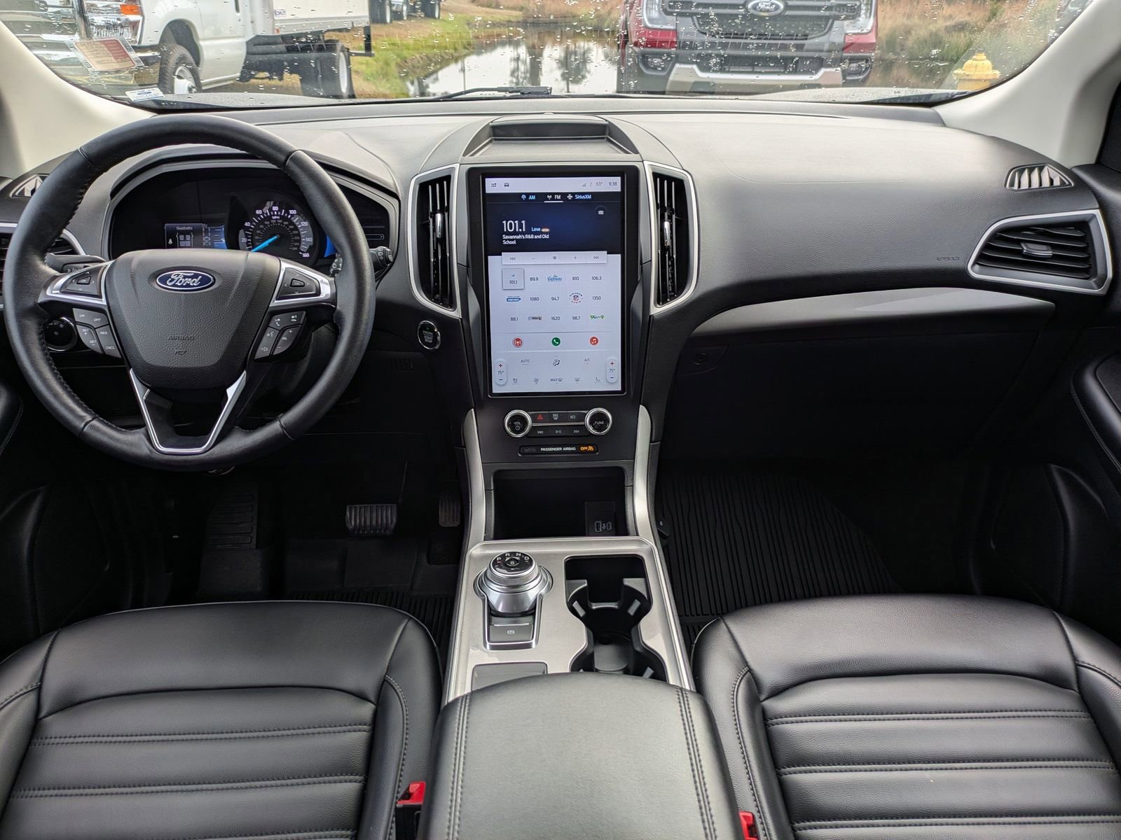 Certified 2024 Ford Edge SEL w/ Convenience Package image 17