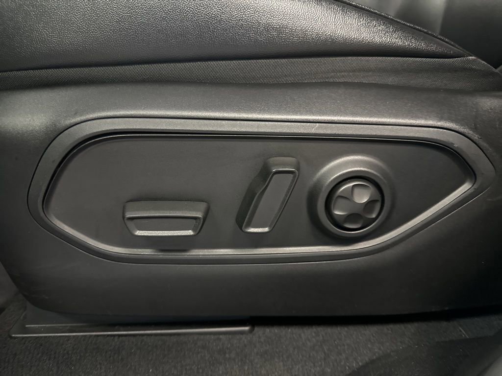 Used 2023 Jeep Grand Cherokee Limited w/ Trailer Tow Prep Group (B) image 33