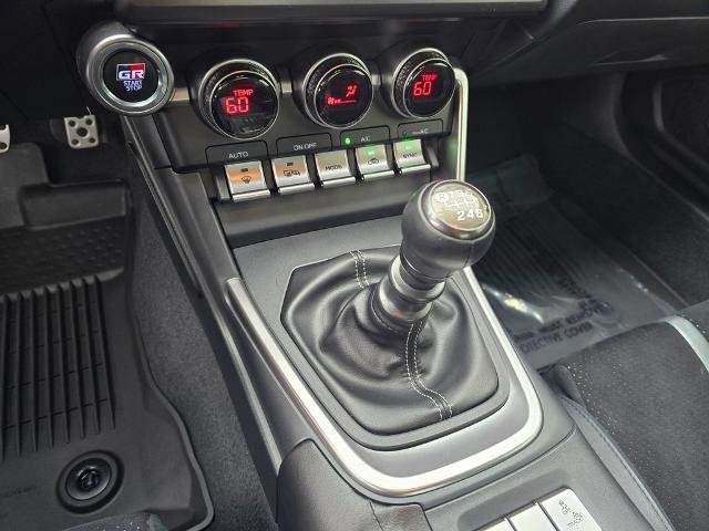 Used 2023 Toyota GR86 Premium image 22