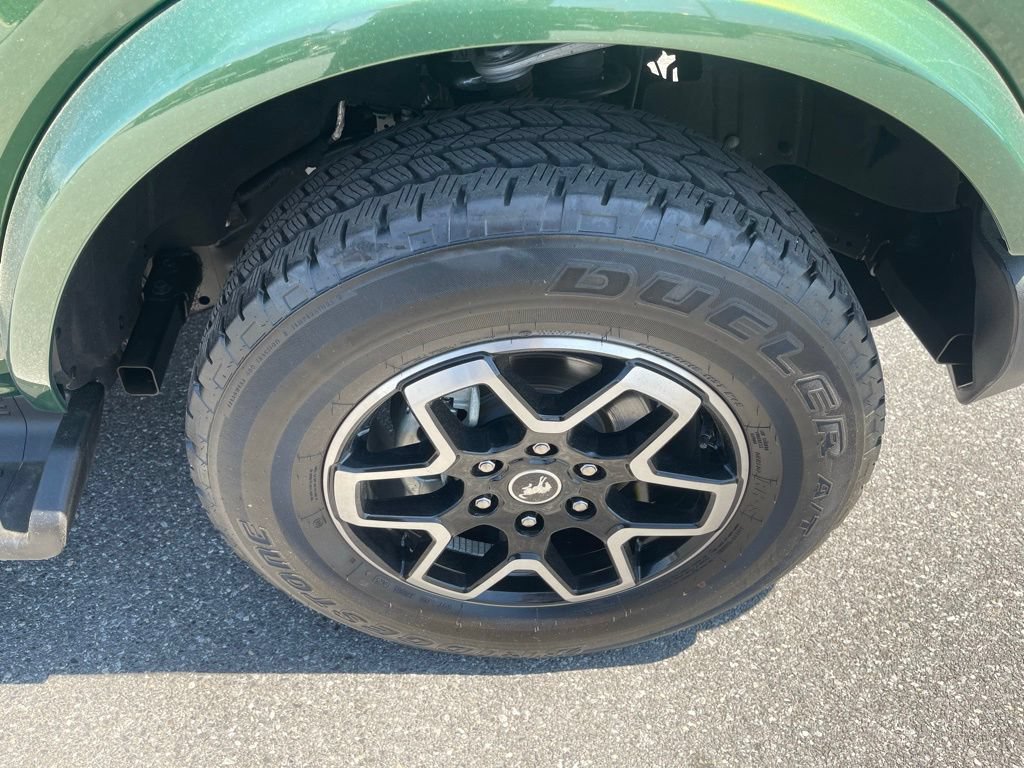Certified 2025 Ford Bronco Outer Banks AWD/4WD image 14
