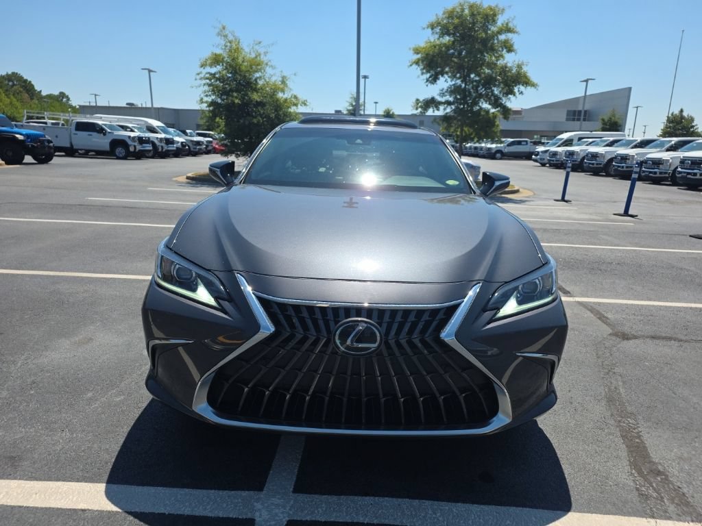 Used 2022 Lexus ES 350 w/ Premium Package FWD image 3