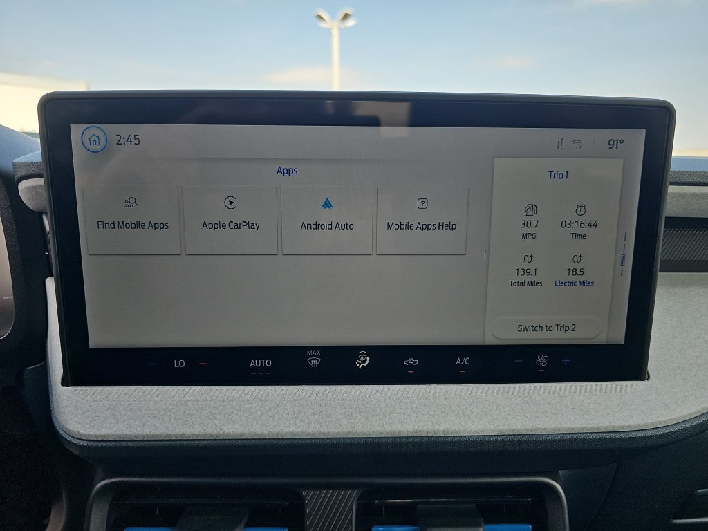 Certified 2025 Ford Maverick XLT FWD image 20