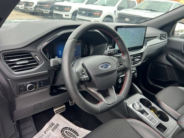 Certified 2024 Ford Escape ST-Line w/ Tech Pack #1 AWD/4WD image 7