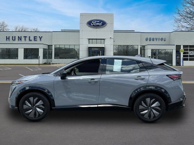 Used 2024 Nissan Ariya AWD image 7