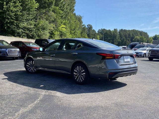 Used 2023 Nissan Altima 2.5 SV FWD image 6