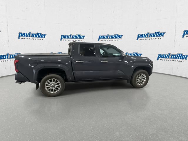 Used 2024 Toyota Tacoma Limited w/ Limited Package (LT) AWD/4WD image 12