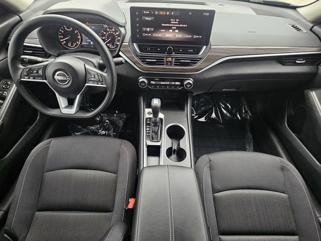 Used 2025 Nissan Altima 2.5 SV w/ SV Special Edition Package FWD image 19