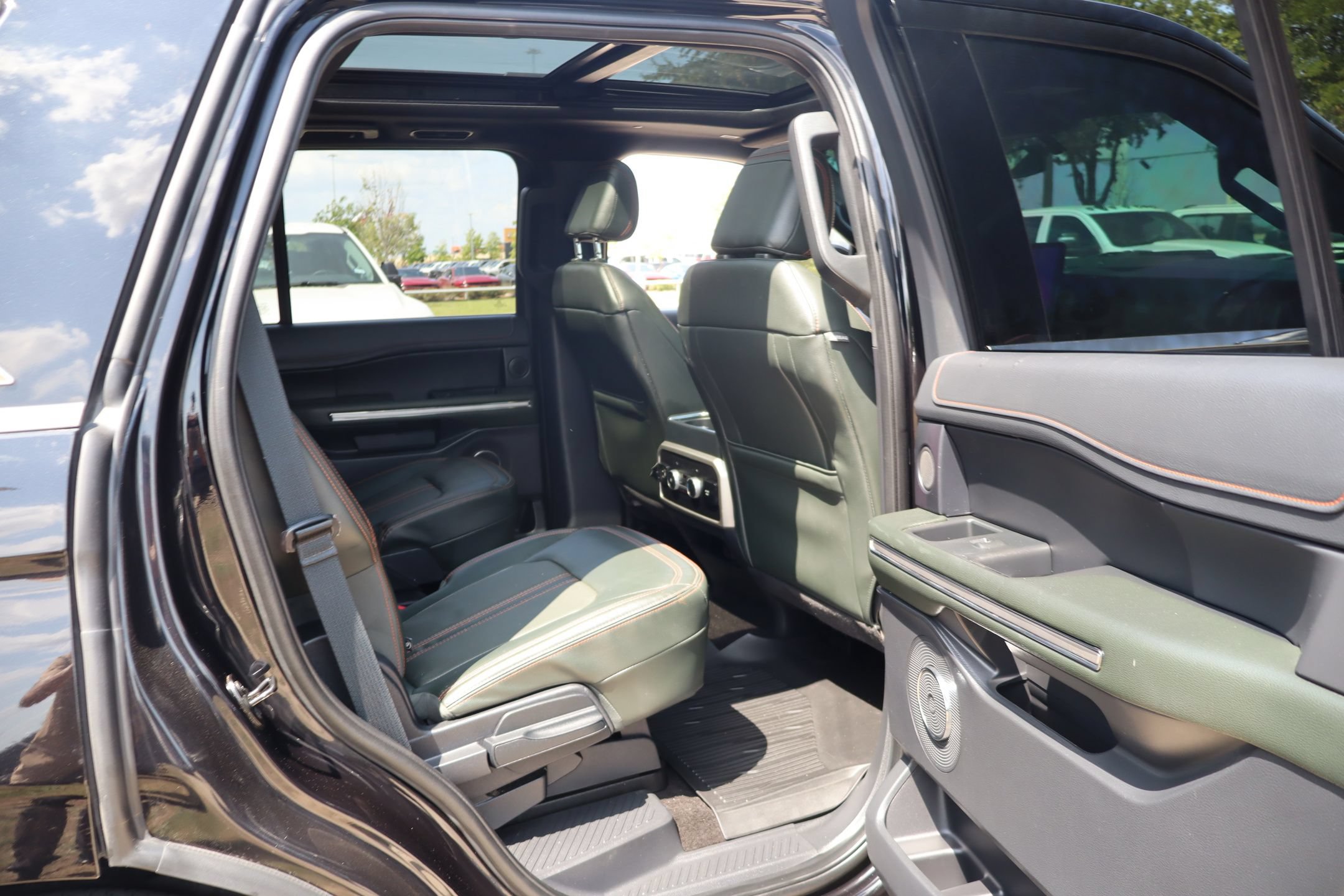 Certified 2022 Ford Expedition Timberline AWD/4WD image 29