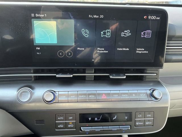 Used 2025 Hyundai Kona SEL AWD/4WD image 13