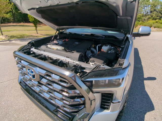 Used 2024 Toyota Tundra Platinum AWD/4WD image 37