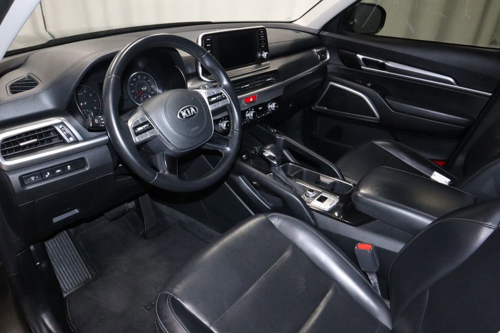 Used 2020 Kia Telluride S w/ S 8 Passenger Seating Package image 25