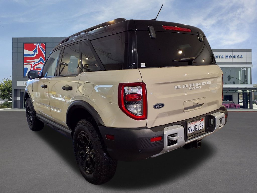 Certified 2025 Ford Bronco Sport Badlands w/ Sasquatch Badlands Package AWD/4WD image 3
