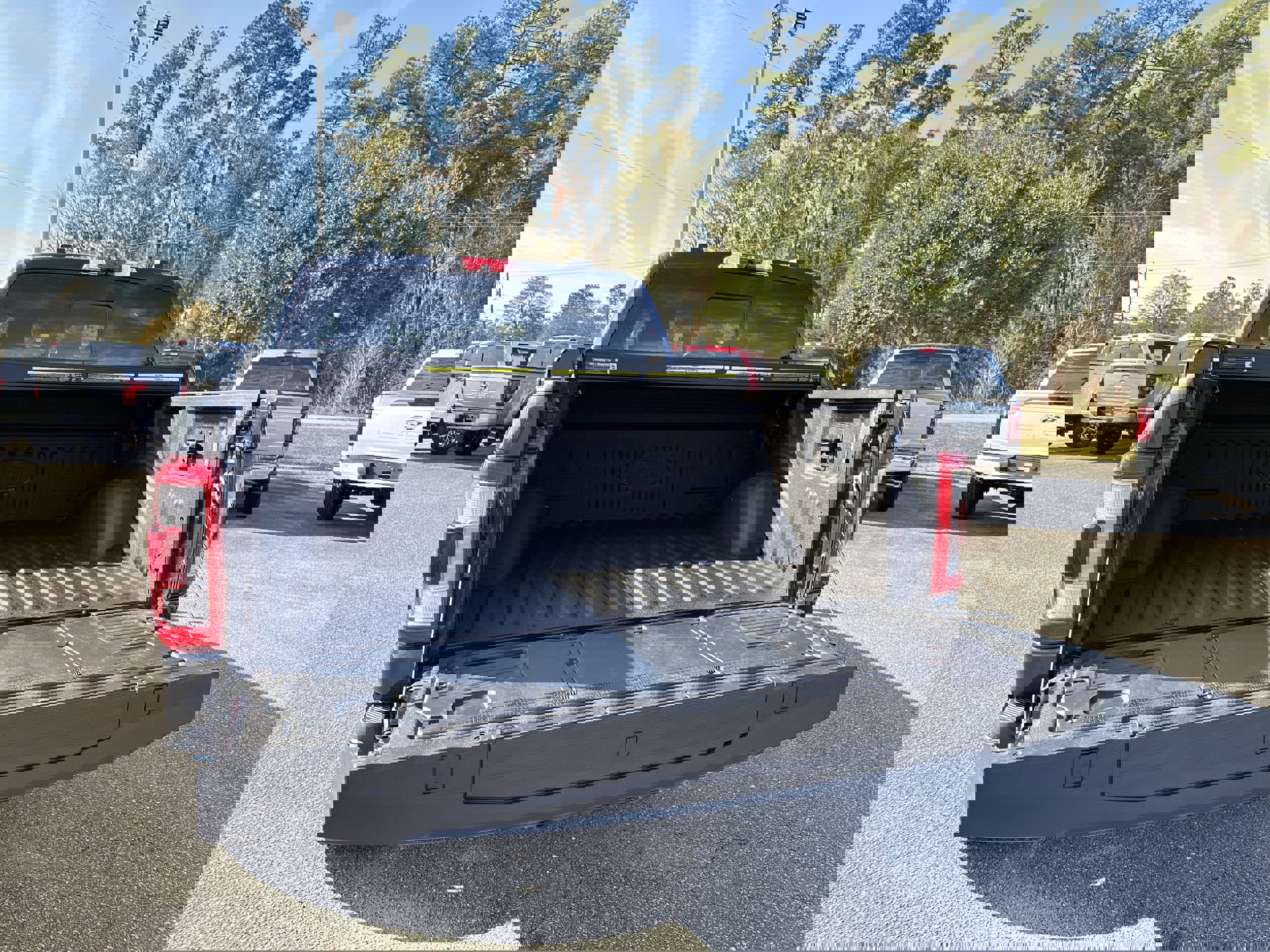 Certified 2022 Ford F150 Lariat w/ Equipment Group 502A High image 10