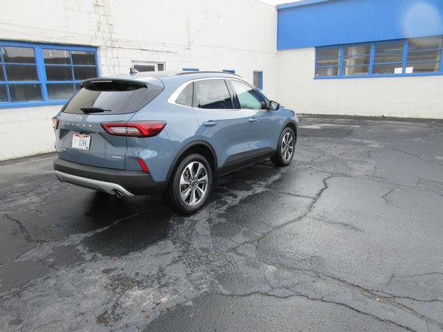 Certified 2024 Ford Escape Platinum AWD/4WD image 7