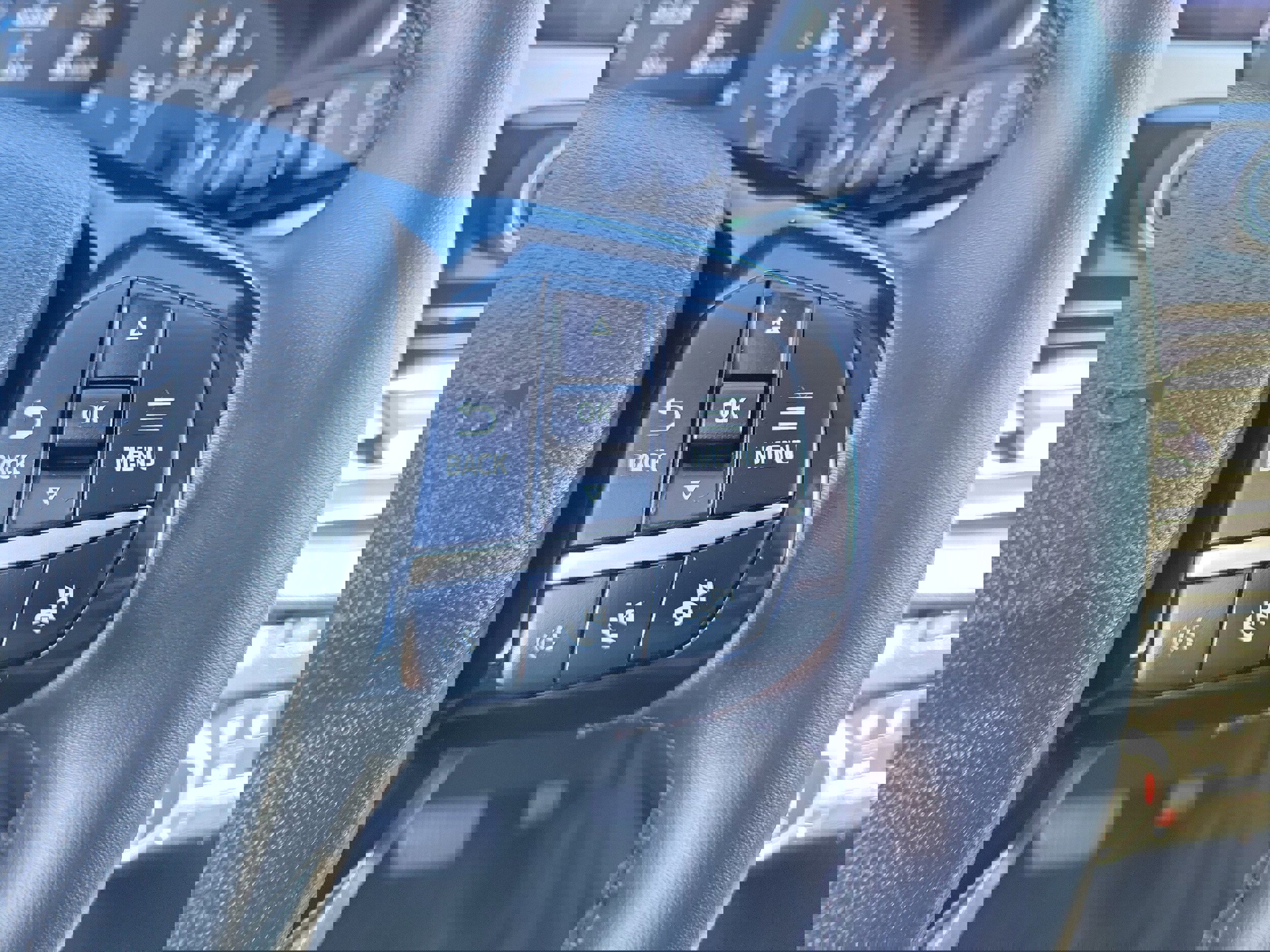 Certified 2022 Ford Escape SE w/ SE Sport Appearance Package image 26