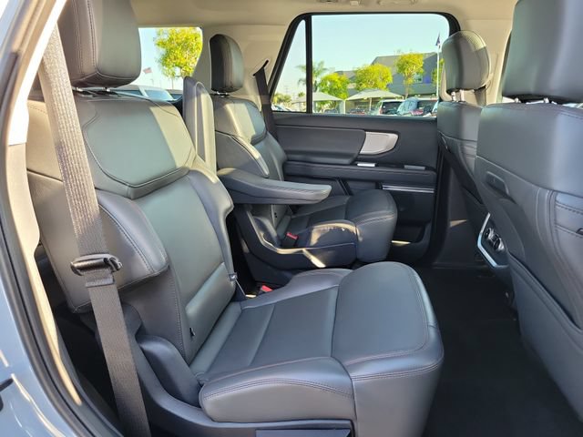 Certified 2025 Ford Expedition Active AWD/4WD image 20