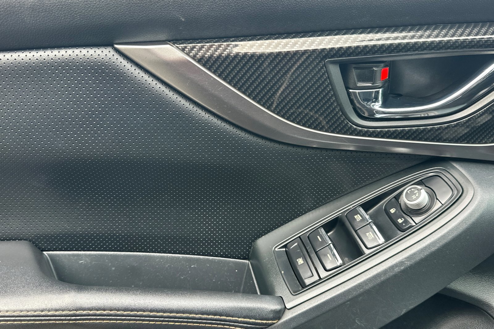 Used 2018 Subaru Crosstrek 2.0i Limited image 10