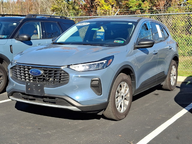 Certified 2023 Ford Escape Active AWD/4WD image 3