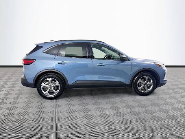 Certified 2025 Ford Escape ST-Line FWD image 8