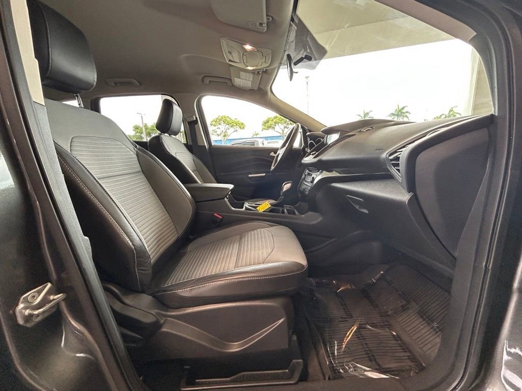 Certified 2019 Ford Escape SE AWD/4WD image 24