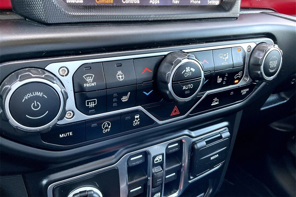 Used 2023 Jeep Gladiator Rubicon w/ Cold Weather Group image 25