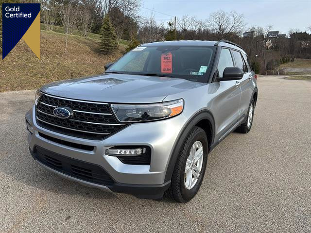 Certified 2022 Ford Explorer XLT w/ Equipment Group 202A image 1