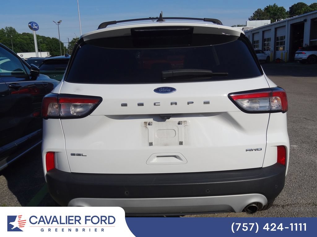 Certified 2022 Ford Escape SEL w/ Technology Package AWD/4WD image 5