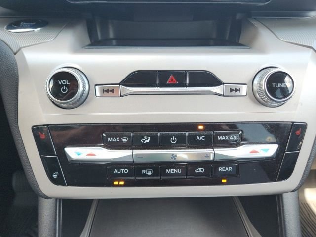 Certified 2023 Ford Explorer XLT w/ Equipment Group 202A image 28