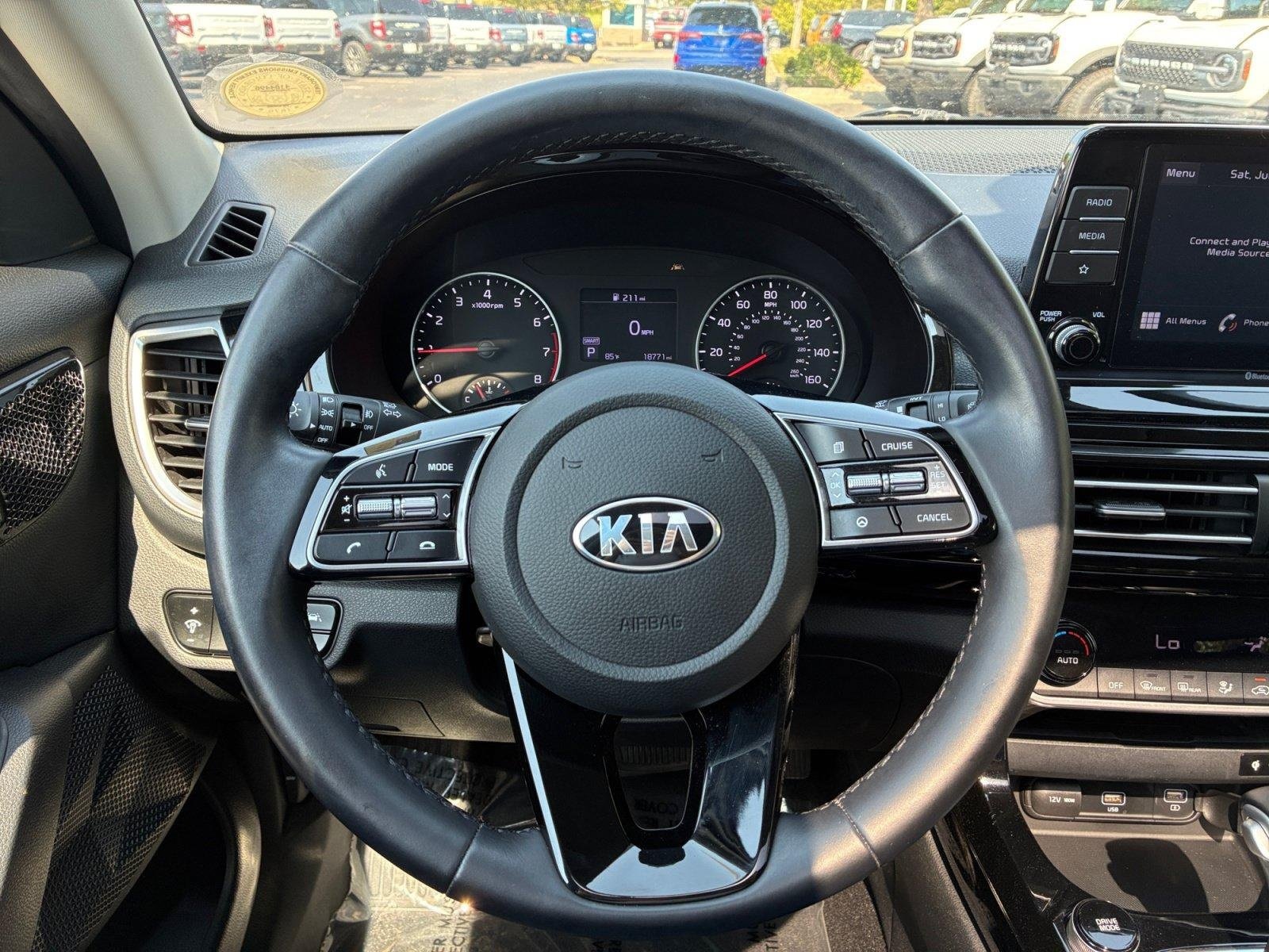 Used 2021 Kia Seltos EX AWD/4WD image 9