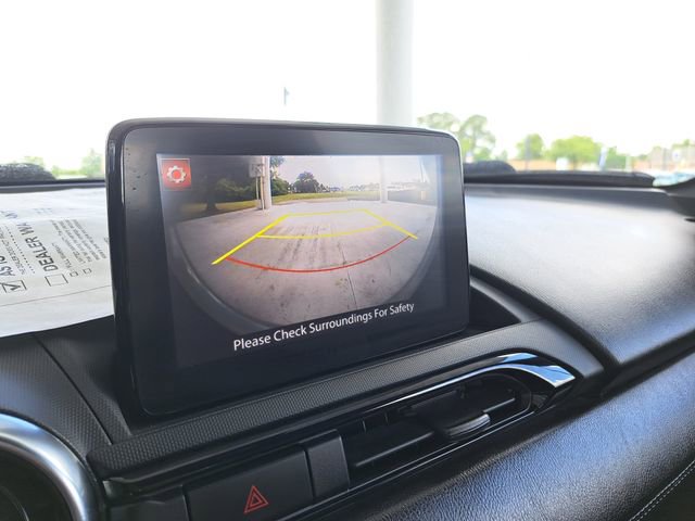 Used 2021 MAZDA MX-5 Miata RF Grand Touring RWD image 12