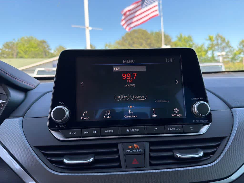 Used 2024 Nissan Altima 2.5 SR FWD image 26