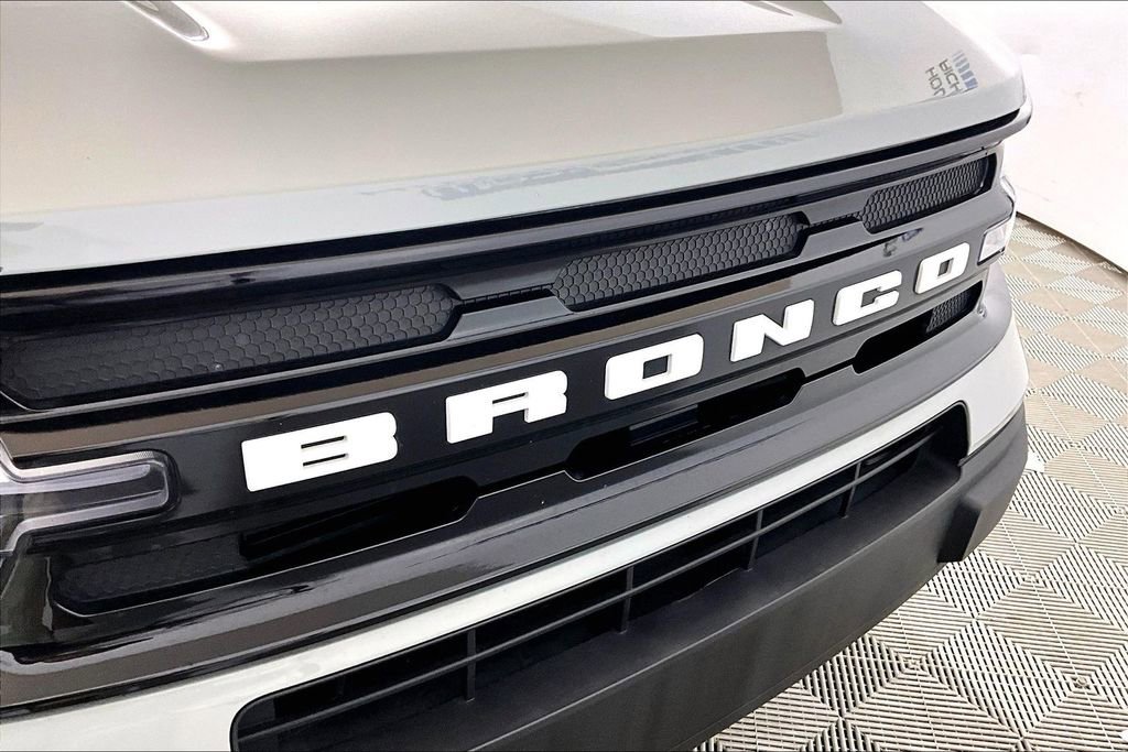 Certified 2024 Ford Bronco Sport Outer Banks w/ Tech Package AWD/4WD image 23
