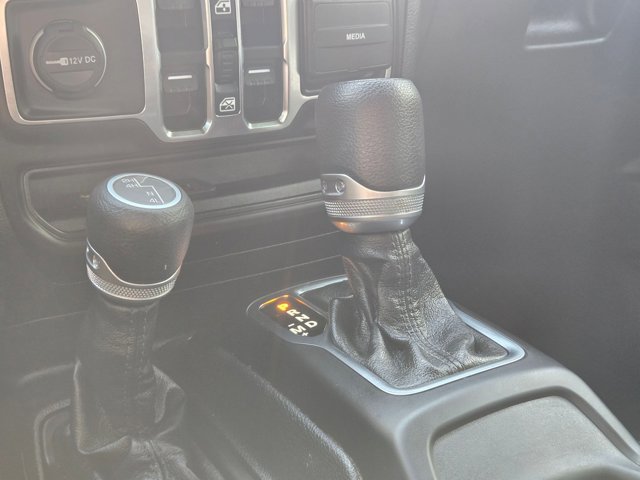 Used 2023 Jeep Wrangler Unlimited Sport AWD/4WD image 14