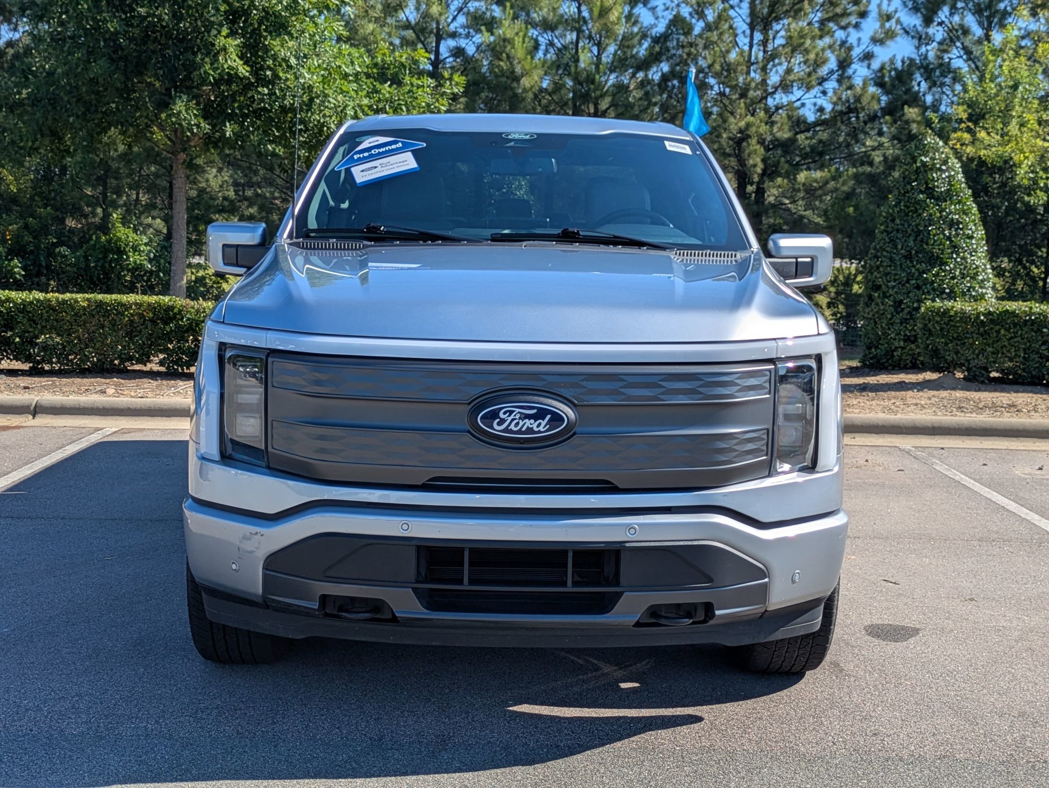 Certified 2025 Ford F150 Lightning Lariat AWD/4WD image 9