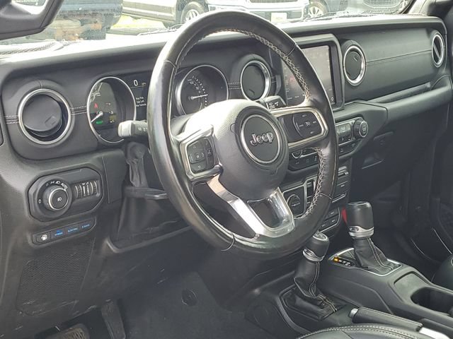 Used 2022 Jeep Wrangler Unlimited Sahara w/ Cold Weather Group AWD/4WD image 6