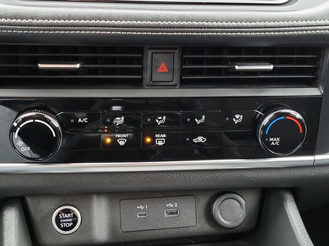 Used 2023 Nissan Rogue S image 19