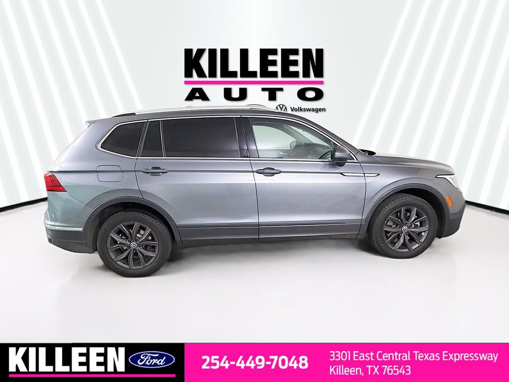 Used 2022 Volkswagen Tiguan SE AWD/4WD image 9
