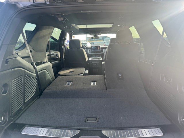 Used 2022 Chevrolet Tahoe RST w/ Luxury Package image 34