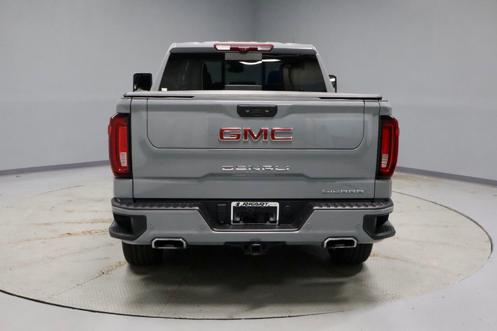 Used 2024 GMC Sierra 1500 Denali w/ Denali Reserve Package AWD/4WD image 9