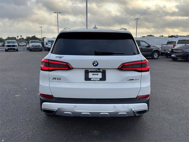 Used 2020 BMW X5 xDrive40i w/ Convenience Package image 4