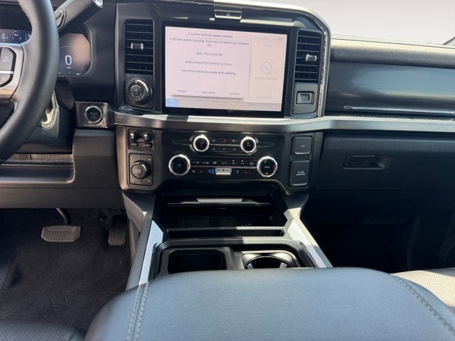 Certified 2025 Ford F350 Lariat w/ Lariat Ultimate Package AWD/4WD image 11