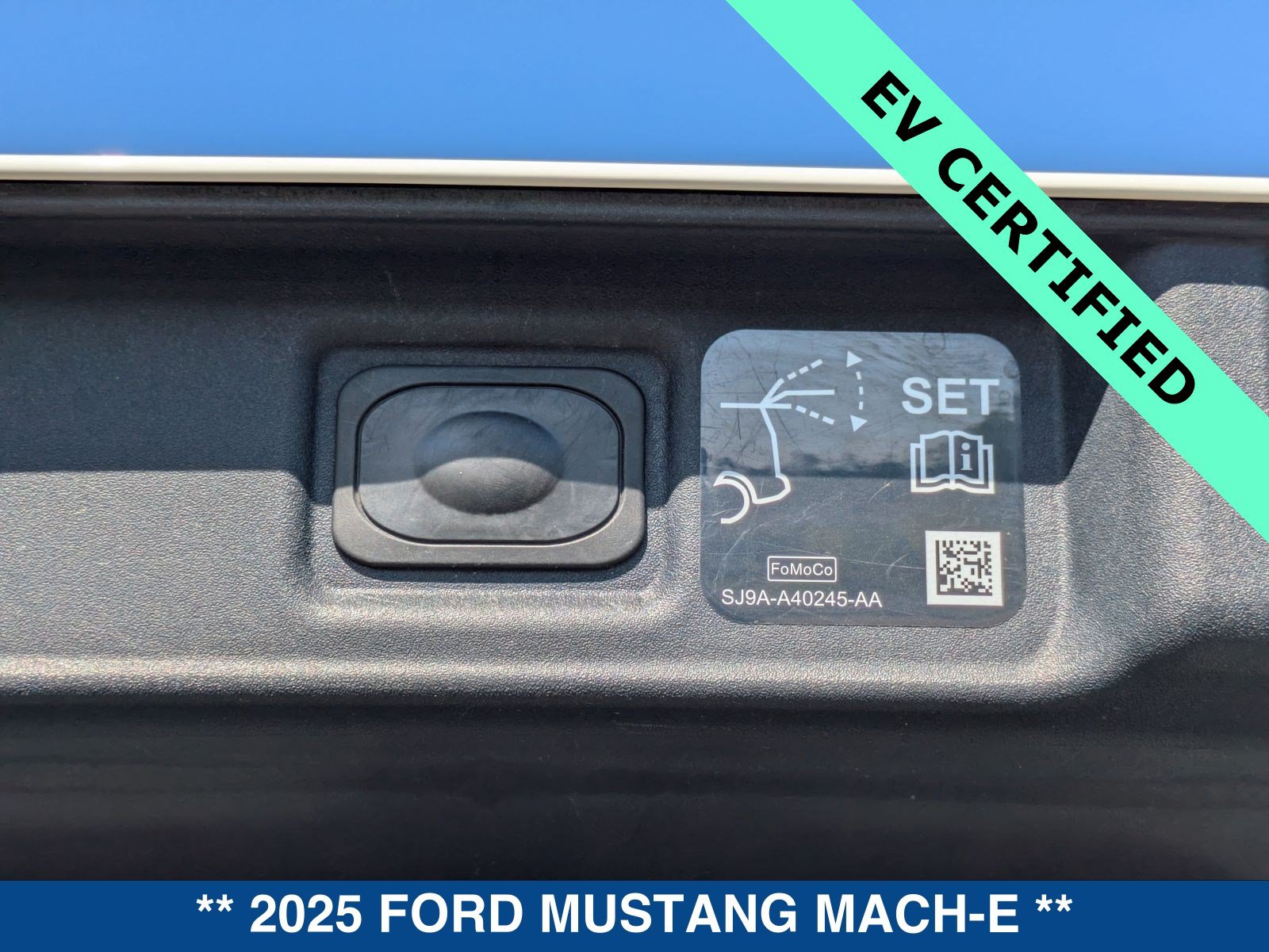 Certified 2025 Ford Mustang Mach-E GT AWD/4WD image 14
