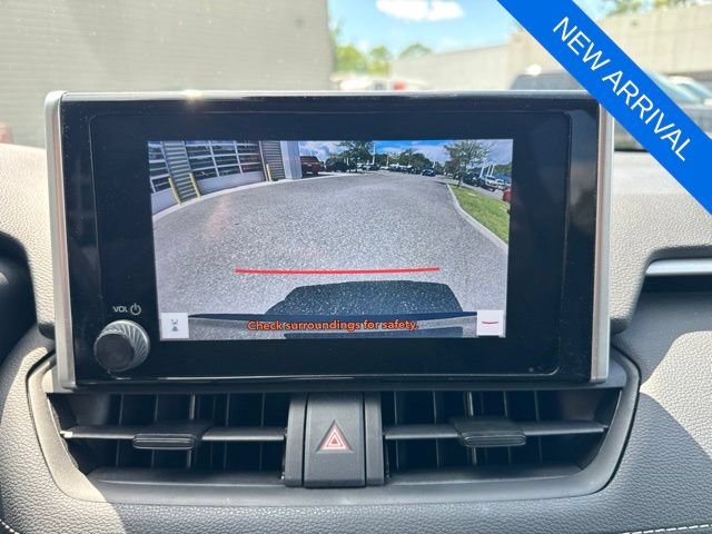 Used 2024 Toyota RAV4 XLE AWD/4WD image 22