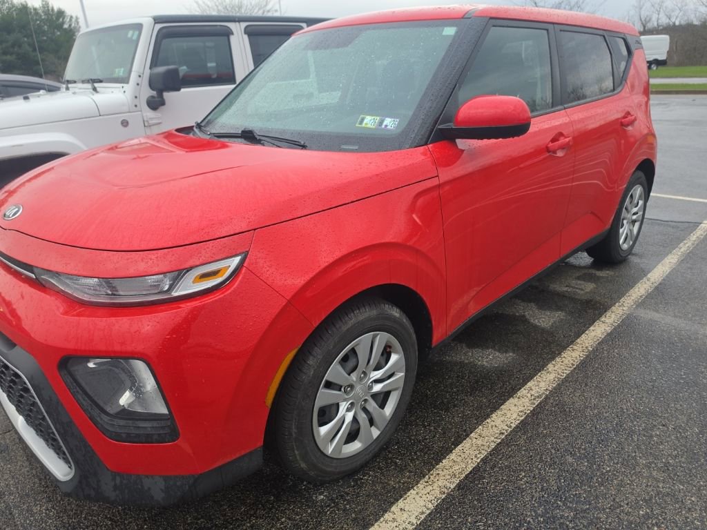 Certified 2020 Kia Soul LX image 2
