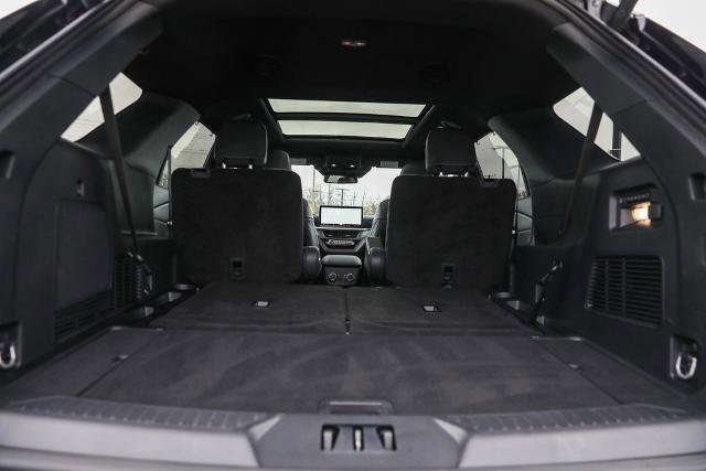 Certified 2025 Ford Explorer ST-Line w/ Premium Package image 19