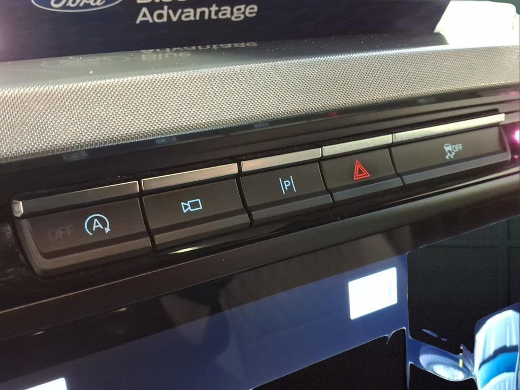 Certified 2021 Ford F150 Limited AWD/4WD image 9