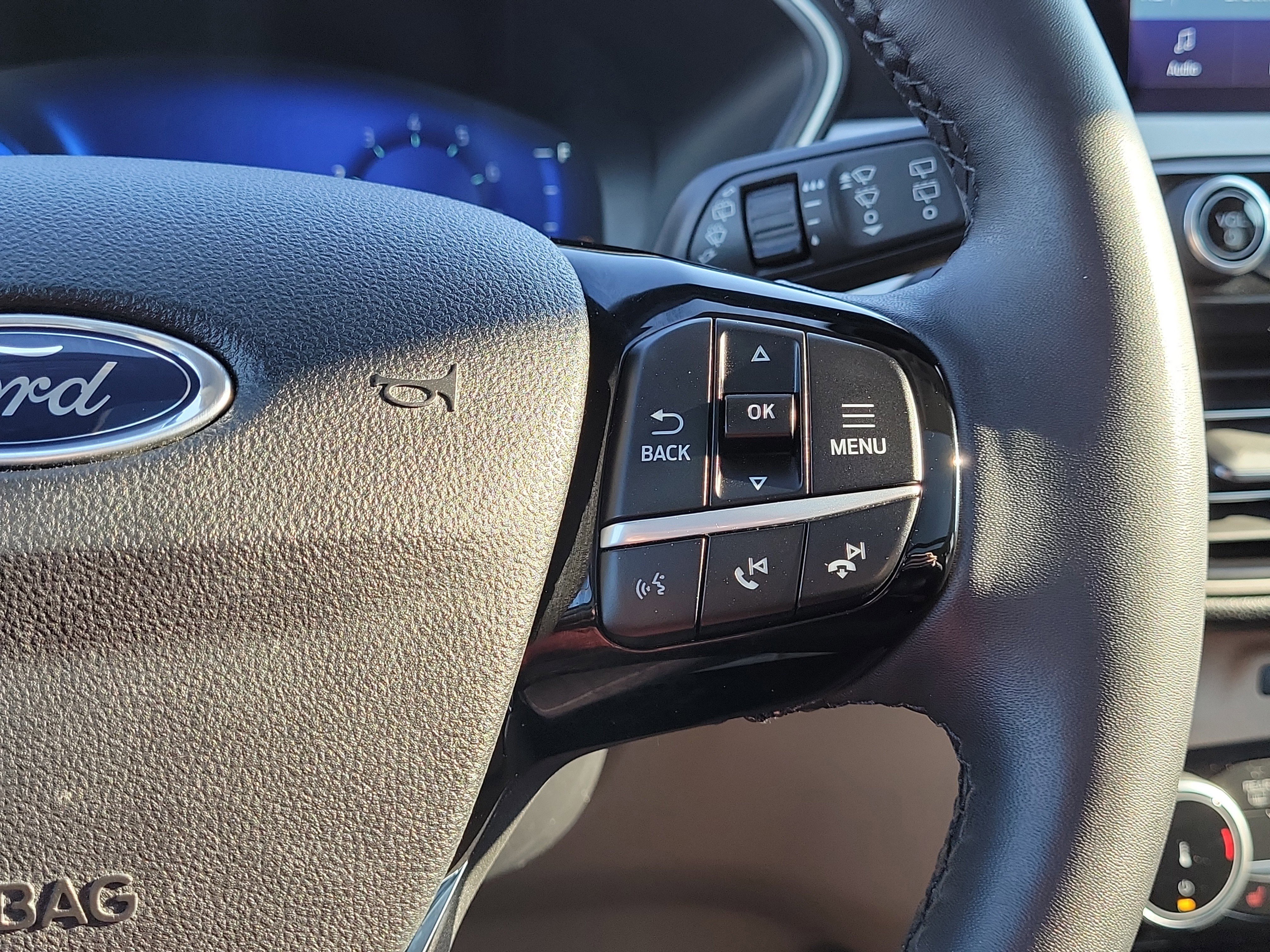 Certified 2022 Ford Escape SEL w/ Technology Package image 24